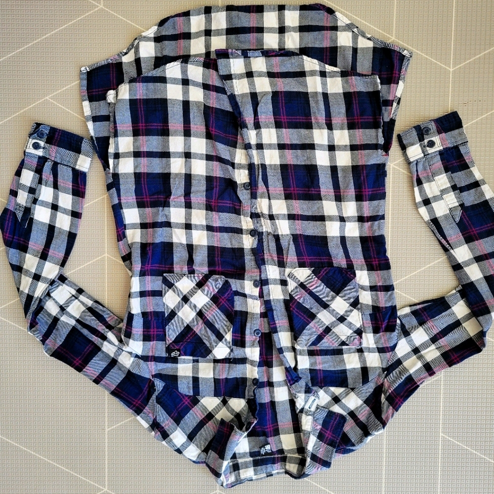 Fox plaid button down